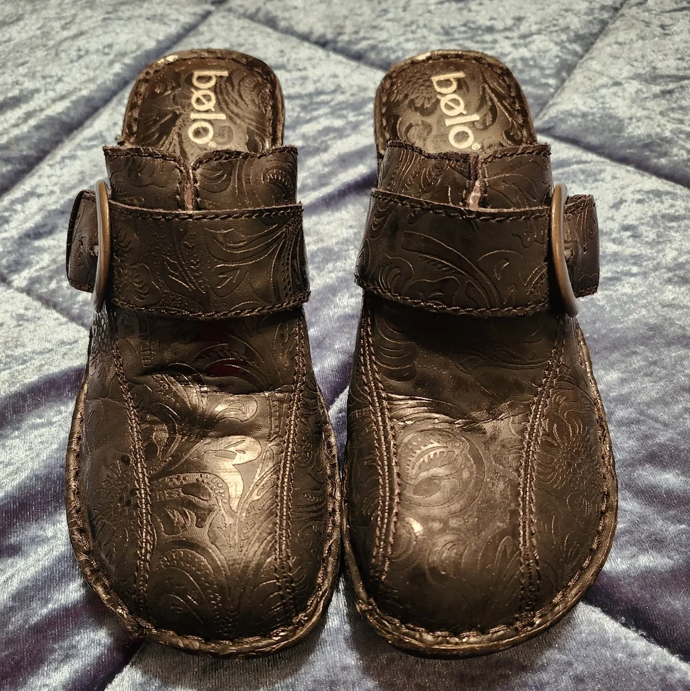 BOLO Clogs - Picture 1 of 7
